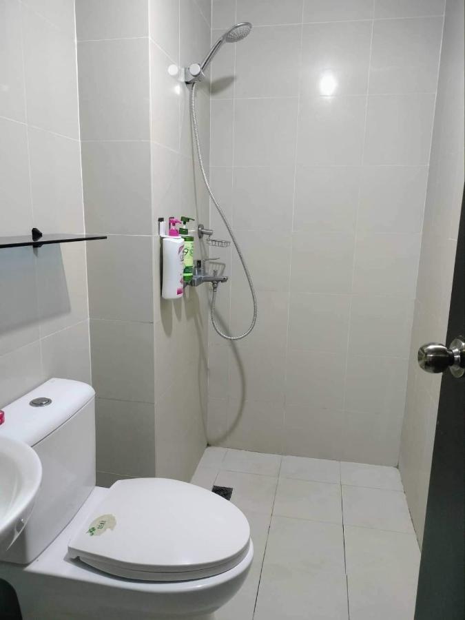 Cubao Manhattanheights Unit 7Ef Tower B, 1Br Манила Экстерьер фото