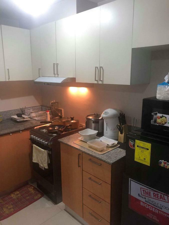 Cubao Manhattanheights Unit 7Ef Tower B, 1Br Манила Экстерьер фото