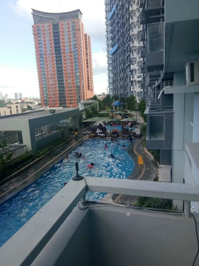 Cubao Manhattanheights Unit 7Ef Tower B, 1Br Манила Экстерьер фото